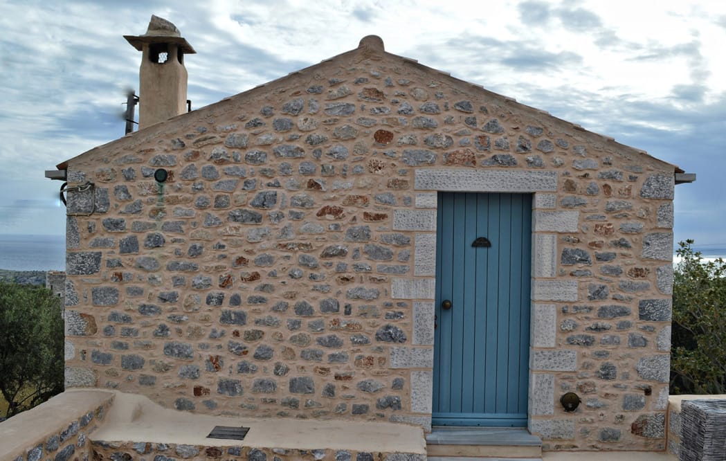 New Solar Stone-Built Appartment - Accommodations in Mani - Areopoli - Lithos Stone Suites
