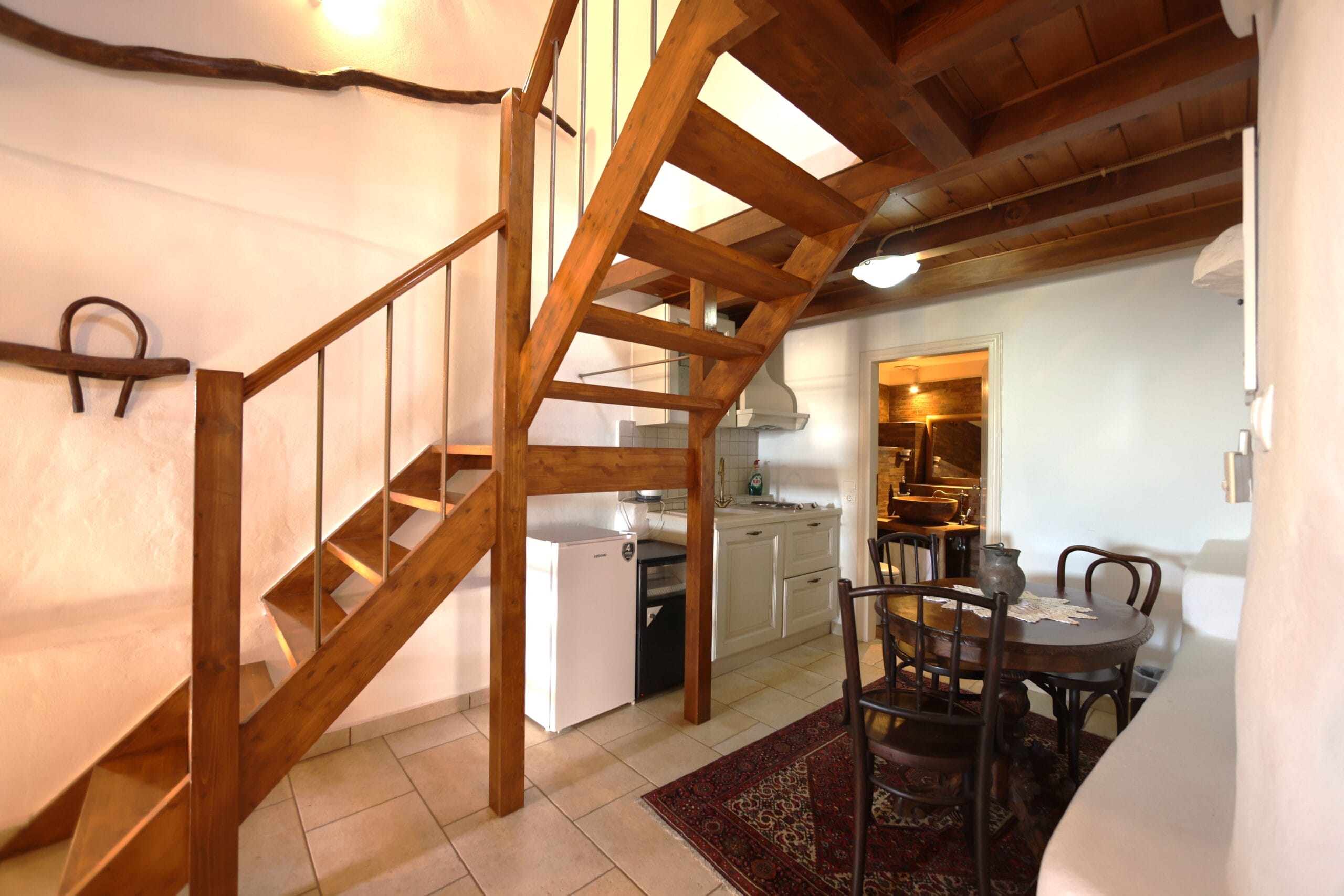 Megalithiko Suite - Authentic Stone House for Rental in Mani - Lithos Stone Suites